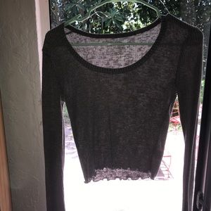 Gray long sleeve crop top
